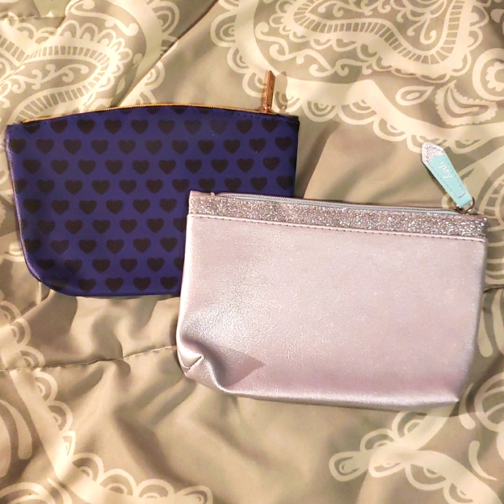 Cosmetic handbags